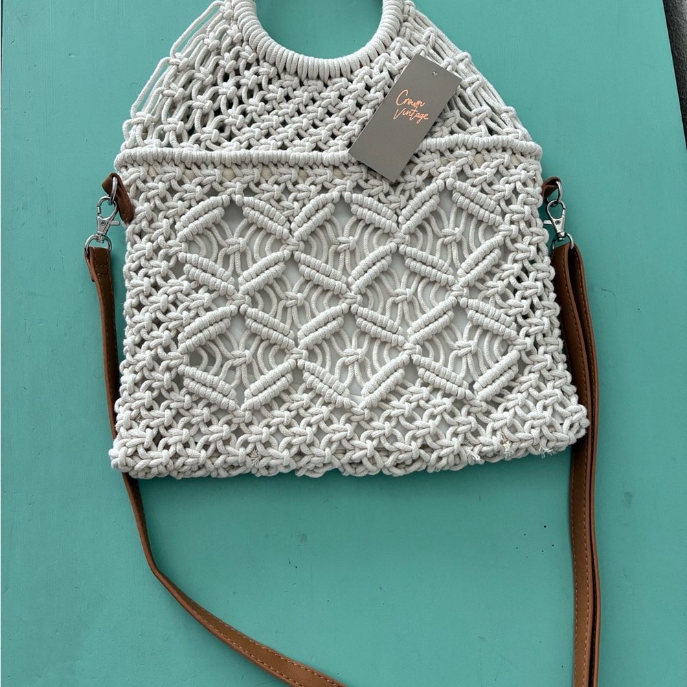 Crown Vintage White Macrame Shoulder Bag